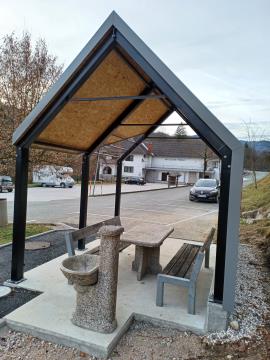 nadstrešnica Podnart 1